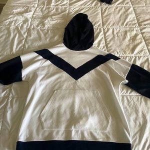 Men’s color block hoodie